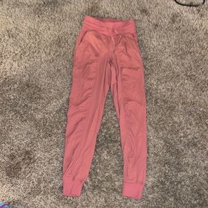 Lululemon pants